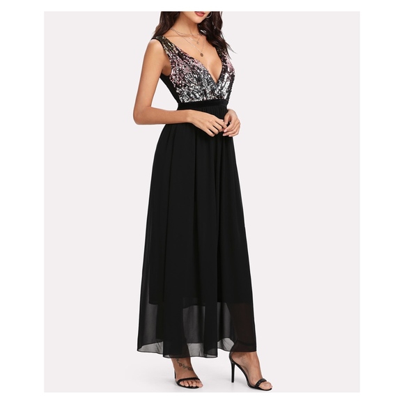 Black Deep V Sleeveless Sequin Contrast Maxi Dress - Picture 4 of 5